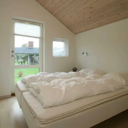 Four-bedroom Holiday In 2 別荘